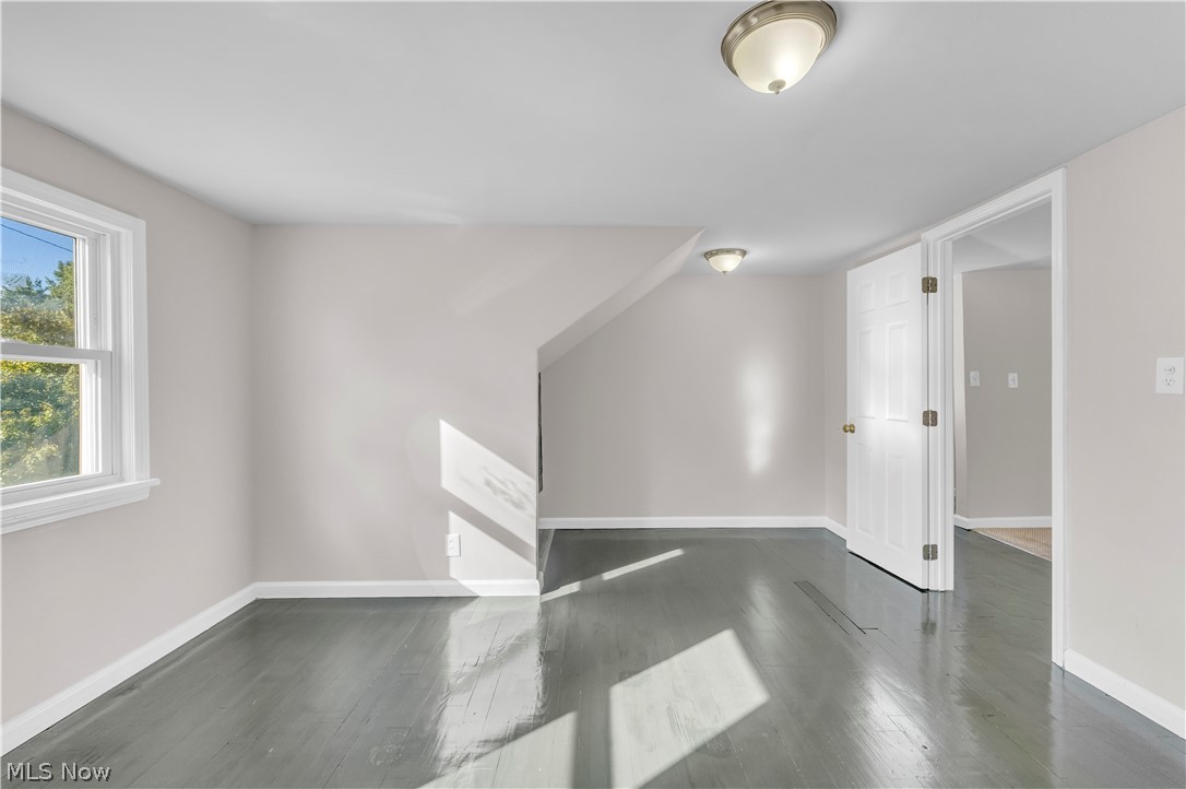 755 E 249th Street Euclid OH 44123