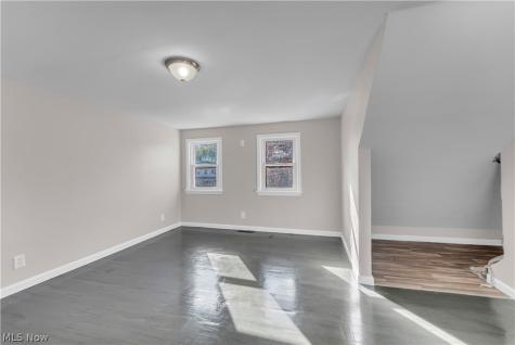755 E 249th Street Euclid OH 44123