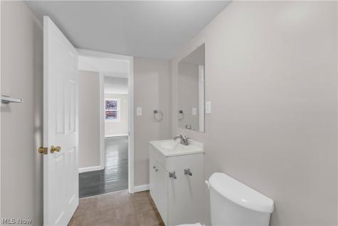 755 E 249th Street Euclid OH 44123