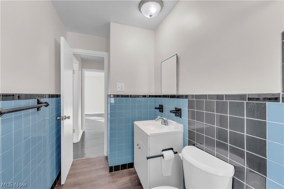755 E 249th Street Euclid OH 44123