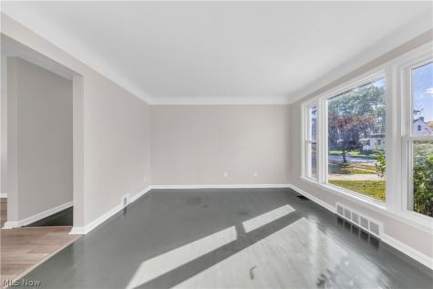 755 E 249th Street Euclid OH 44123