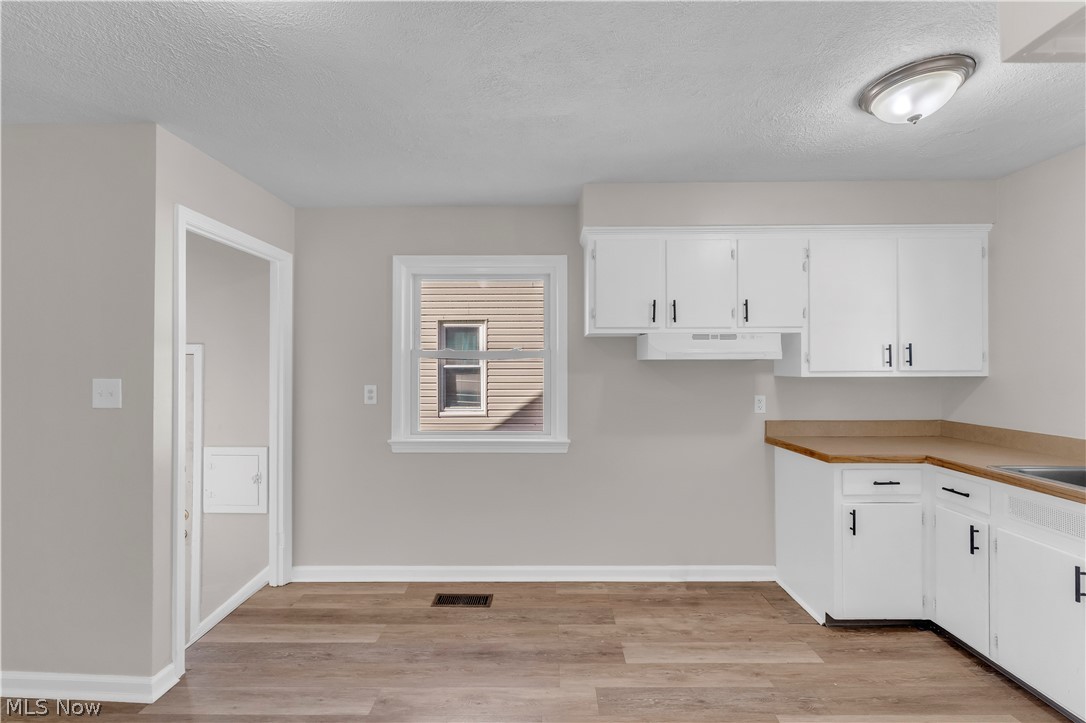 755 E 249th Street Euclid OH 44123