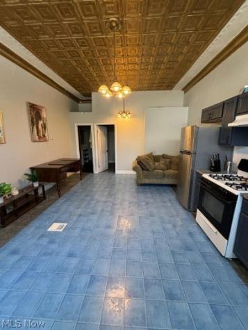 3260 W 105th Street Cleveland OH 44111