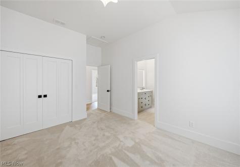 1440 W 57th Street Cleveland OH 44102