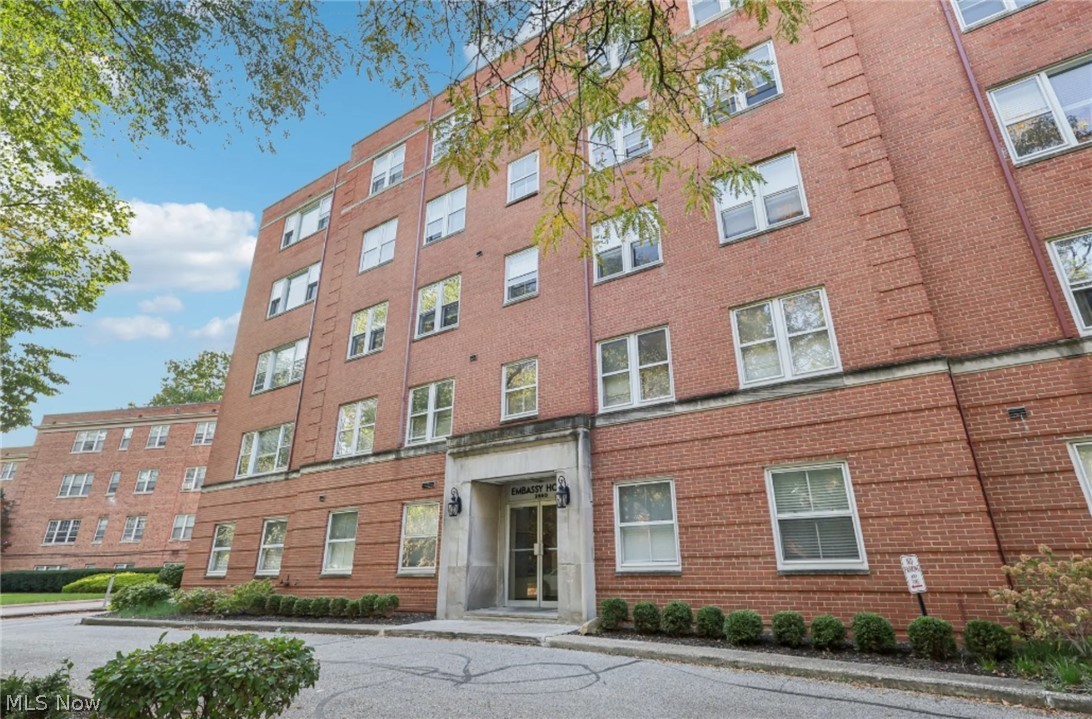 2560 N Moreland Boulevard Shaker Heights OH 44120
