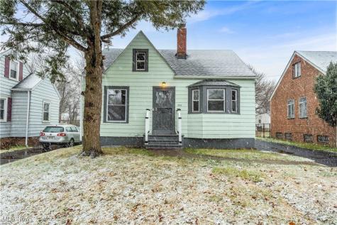 3803 Strandhill Road Cleveland OH 44128