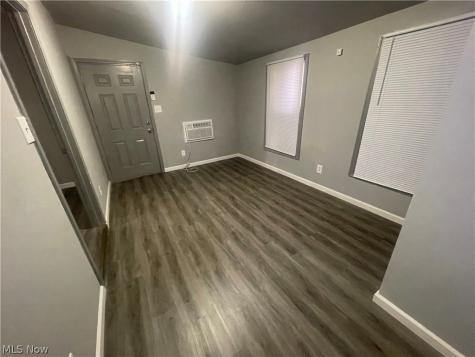 12007 Beulah Avenue Cleveland OH 44106