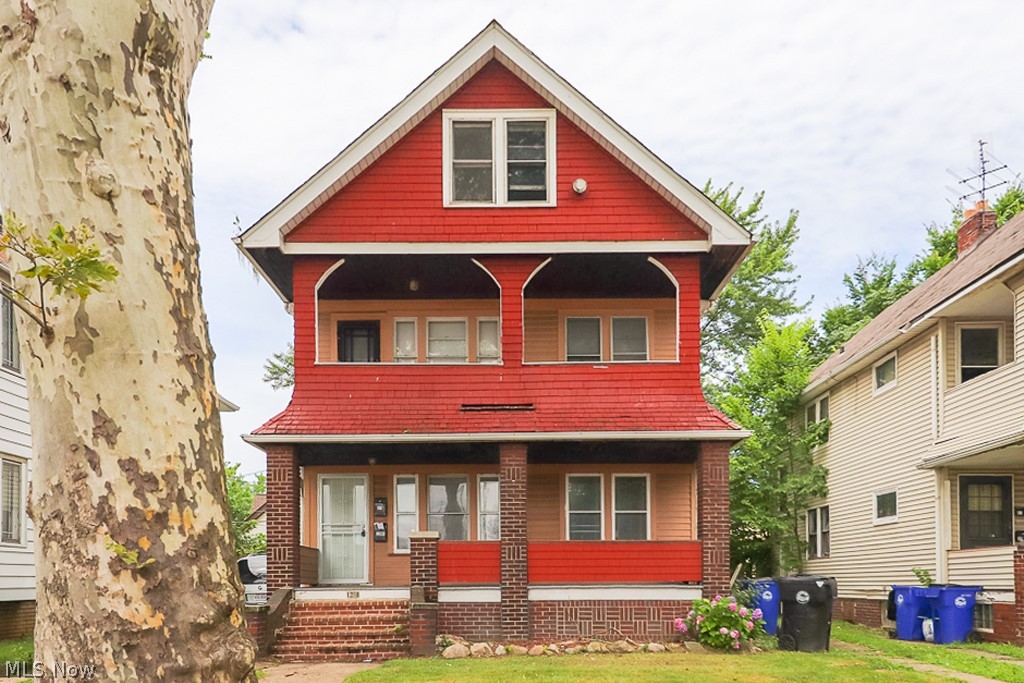 1220 E 176th Street Cleveland OH 44119