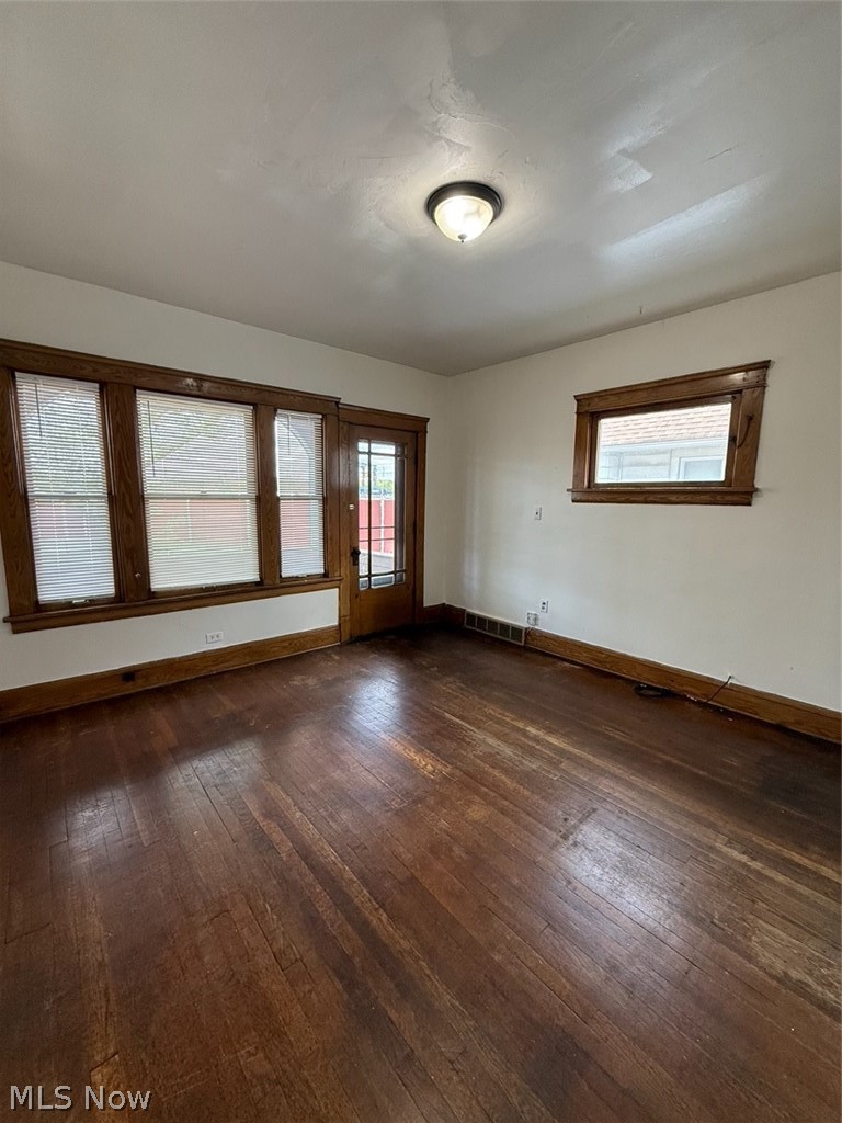 1220 E 176th Street Cleveland OH 44119