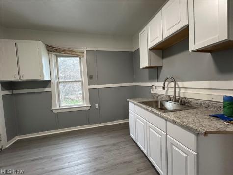 3448 E 69th Street Cleveland OH 44127
