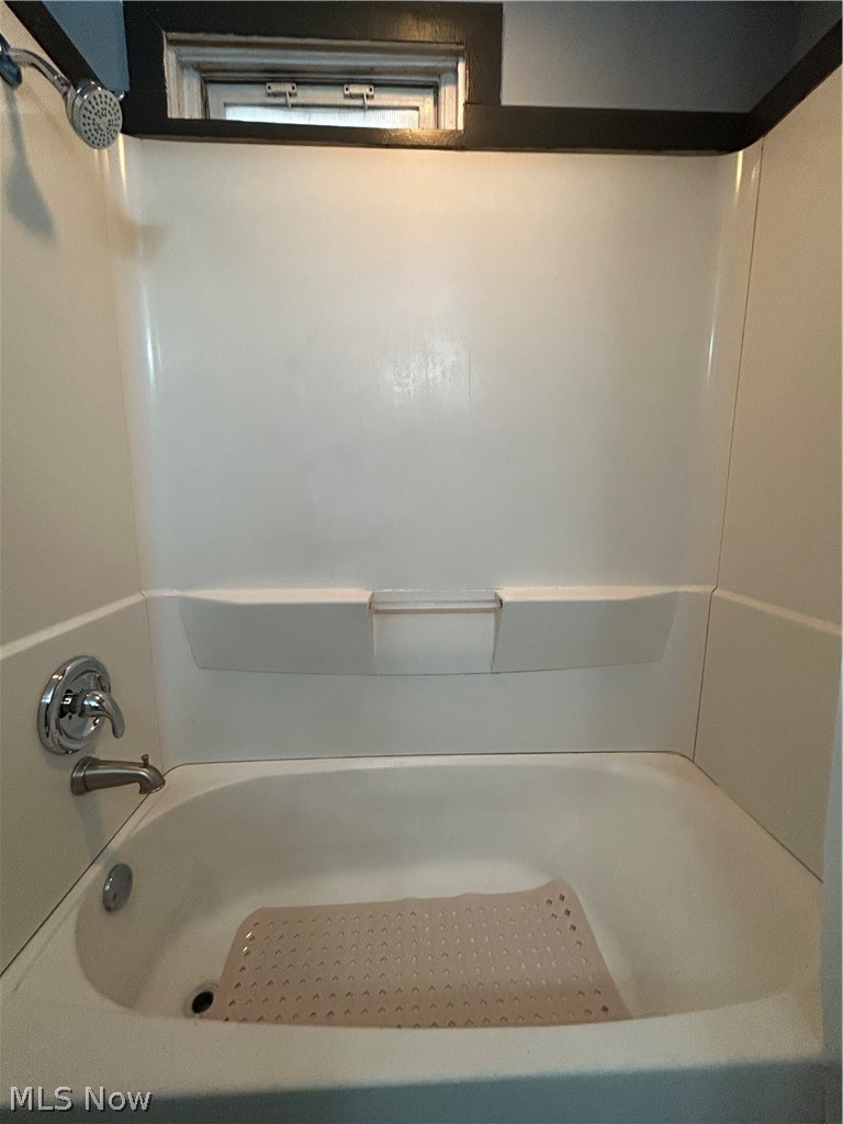 3448 E 69th Street Cleveland OH 44127