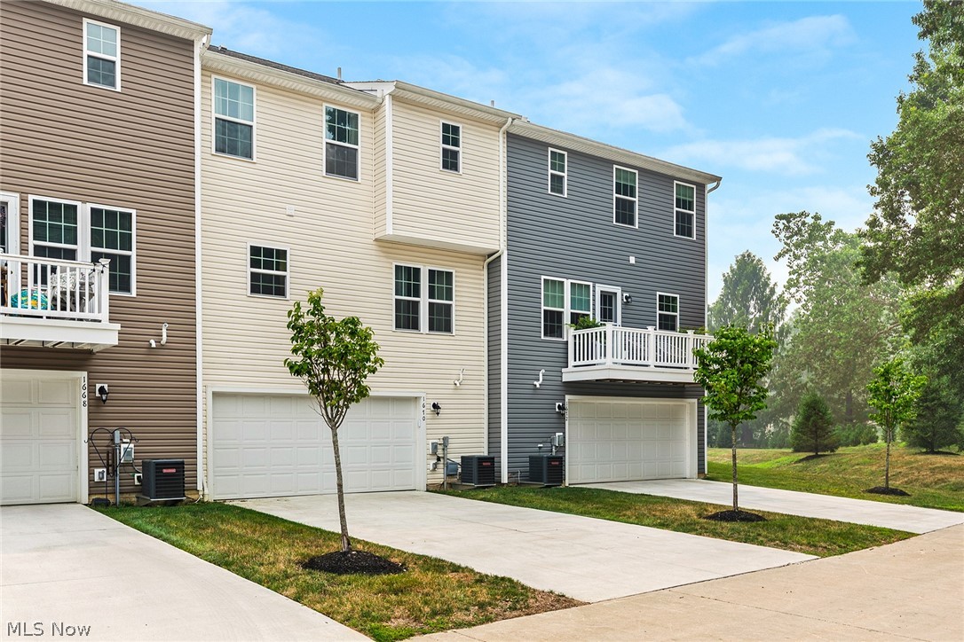 1670 N Eckert Lane Akron OH 44313