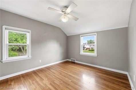 7906 Kenton Avenue Parma OH 44129