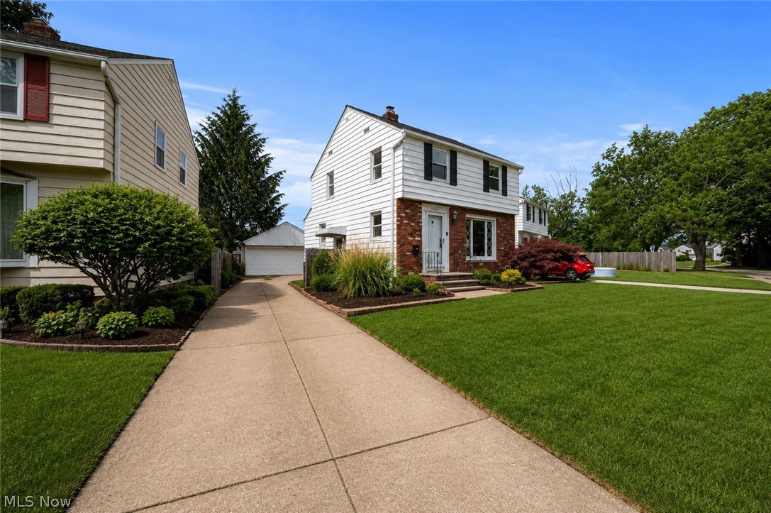 7906 Kenton Avenue Parma OH 44129