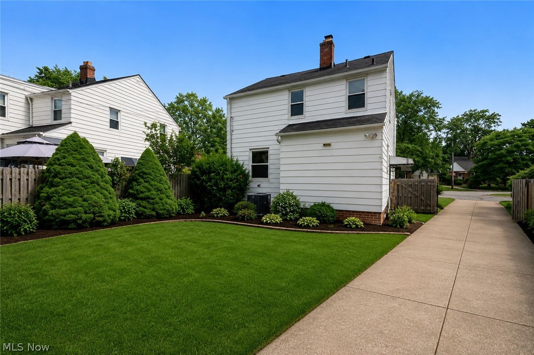 7906 Kenton Avenue Parma OH 44129