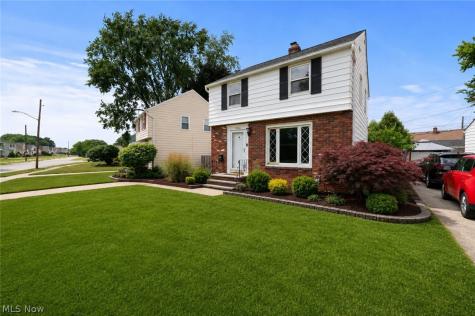 7906 Kenton Avenue Parma OH 44129