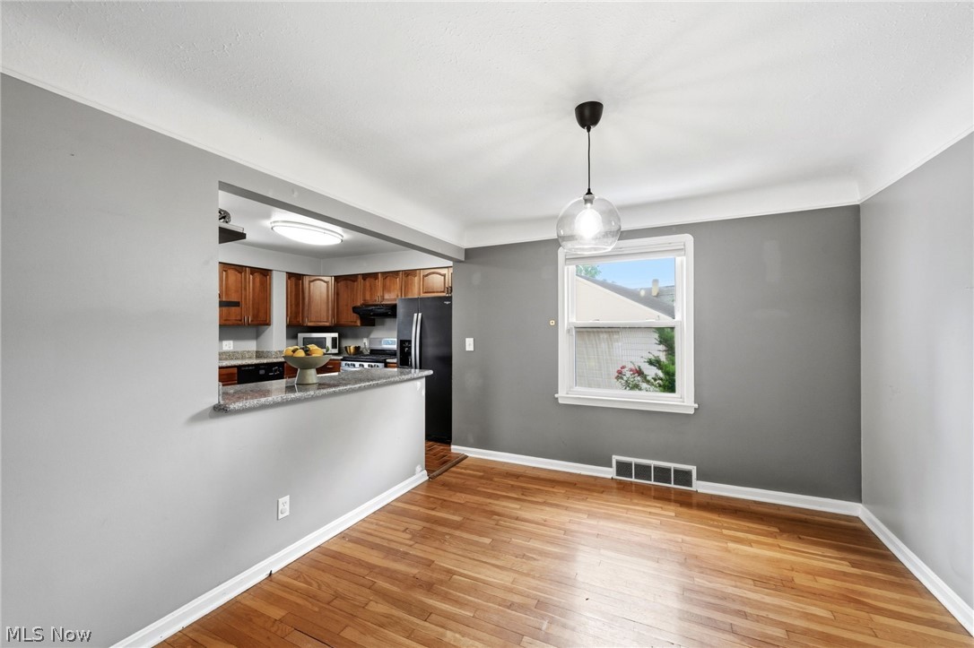 7906 Kenton Avenue Parma OH 44129