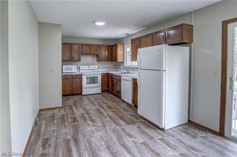 21002 Lunn Road Strongsville OH 44149