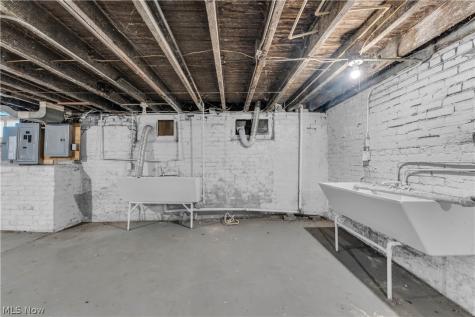3336 W 54th Street Cleveland OH 44102