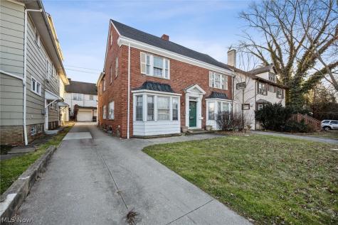 13110 Cedar Road Cleveland Heights OH 44118