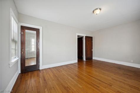 13110 Cedar Road Cleveland Heights OH 44118