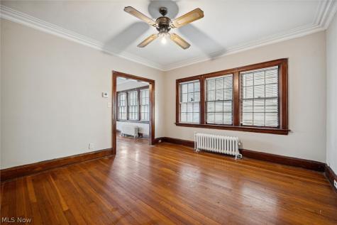 13110 Cedar Road Cleveland Heights OH 44118