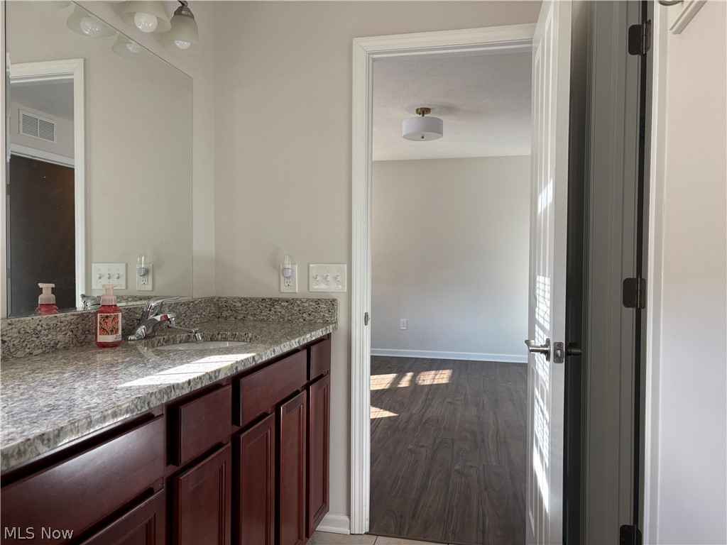 1927 E 86th Street Cleveland OH 44106