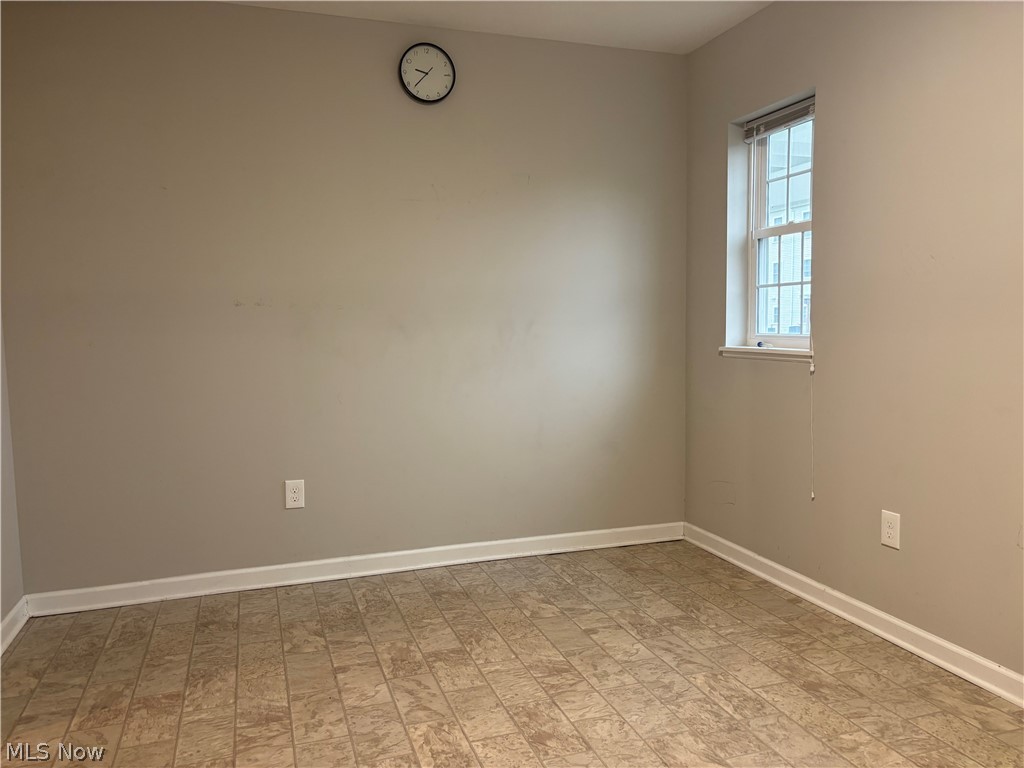 1927 E 86th Street Cleveland OH 44106