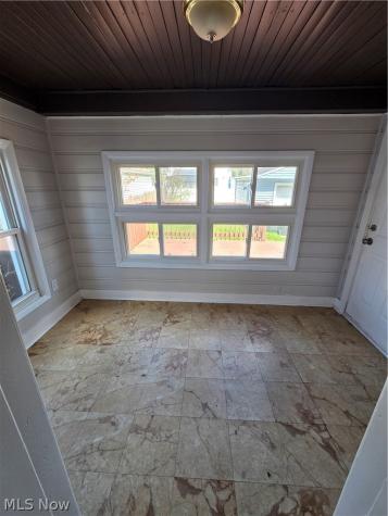 3757 Grosvenor Road South Euclid OH 44118