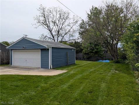 1678 Byron Drive Mayfield Heights OH 44124