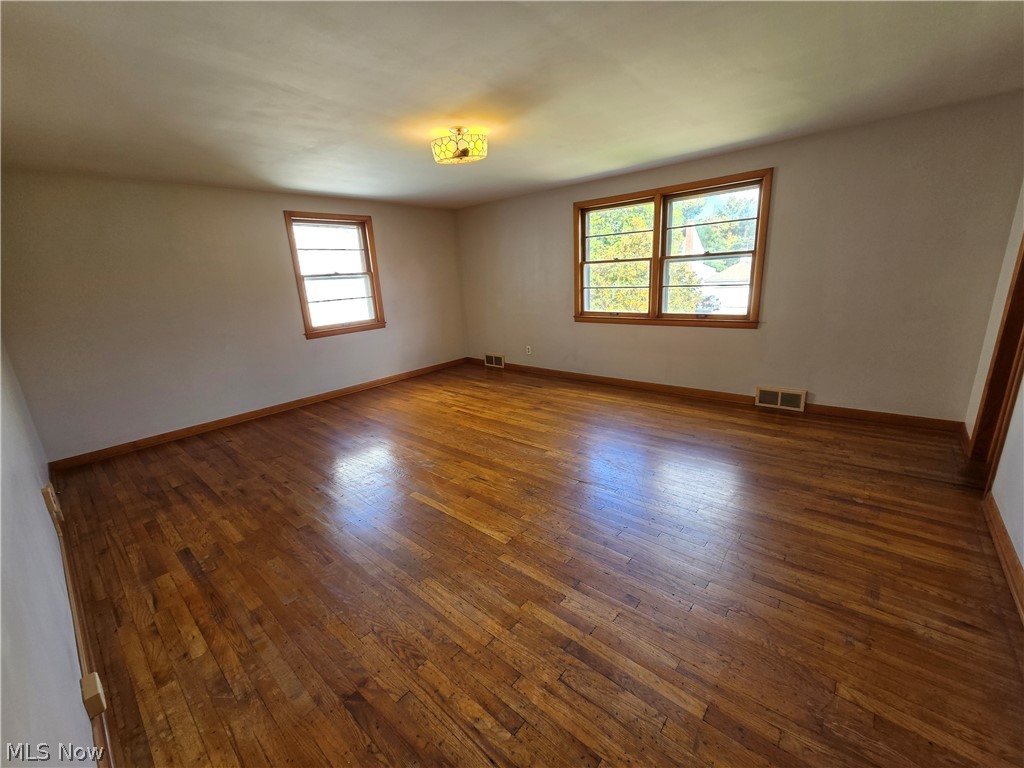 4384 Acacia Drive South Euclid OH 44121