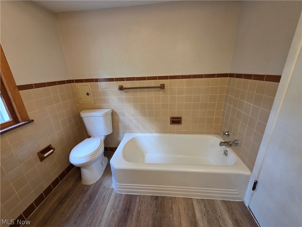 4384 Acacia Drive South Euclid OH 44121