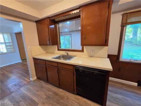 4384 Acacia Drive South Euclid OH 44121