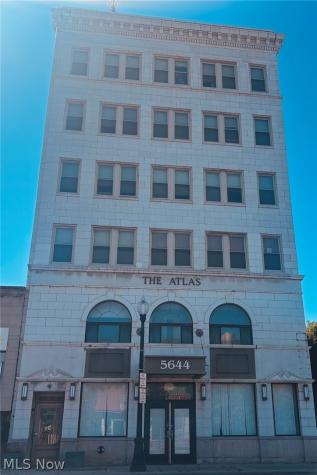 5644 Broadway Avenue Cleveland OH 44127