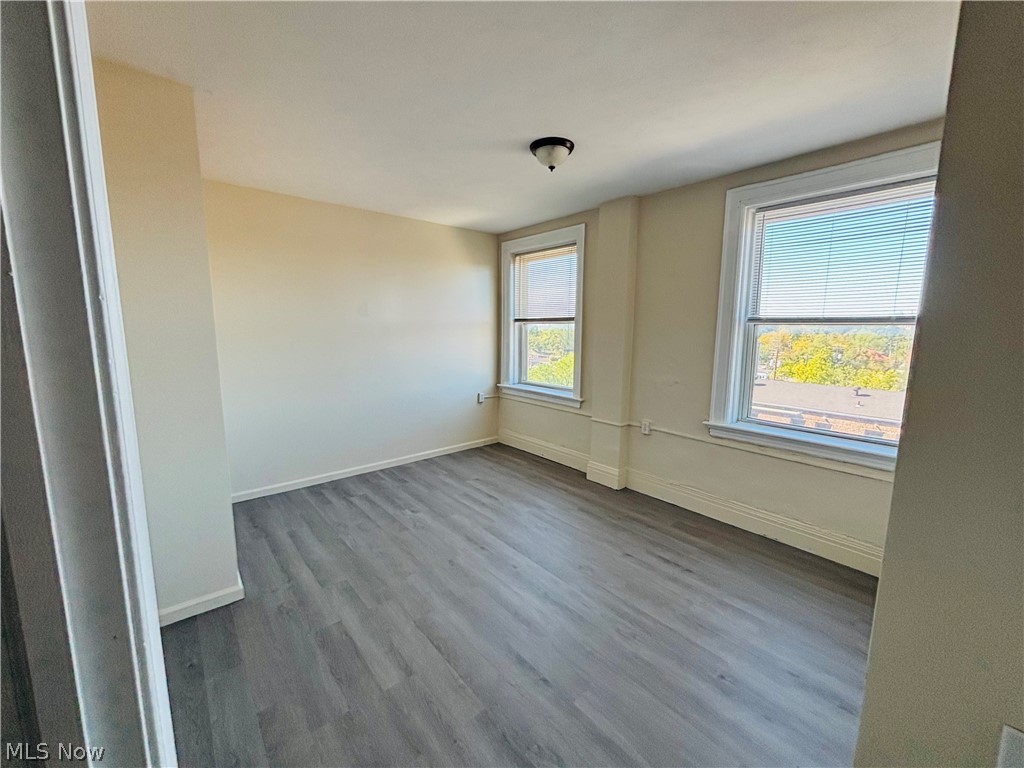 5644 Broadway Avenue Cleveland OH 44127