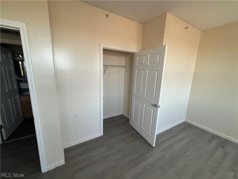 5644 Broadway Avenue Cleveland OH 44127