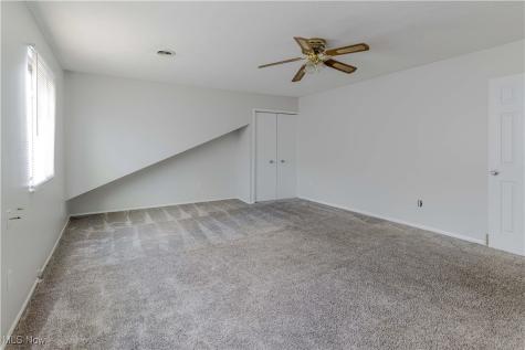 27 Landings Way Avon Lake OH 44012