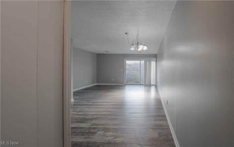 27 Landings Way Avon Lake OH 44012