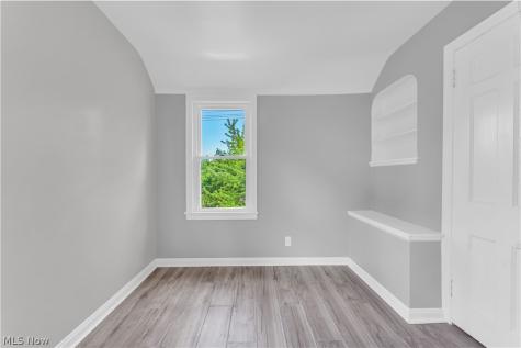 3557 Silsby Road University Heights OH 44118