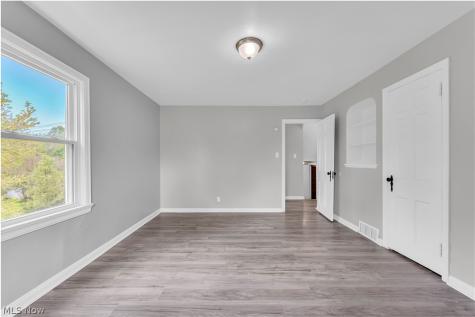 3557 Silsby Road University Heights OH 44118