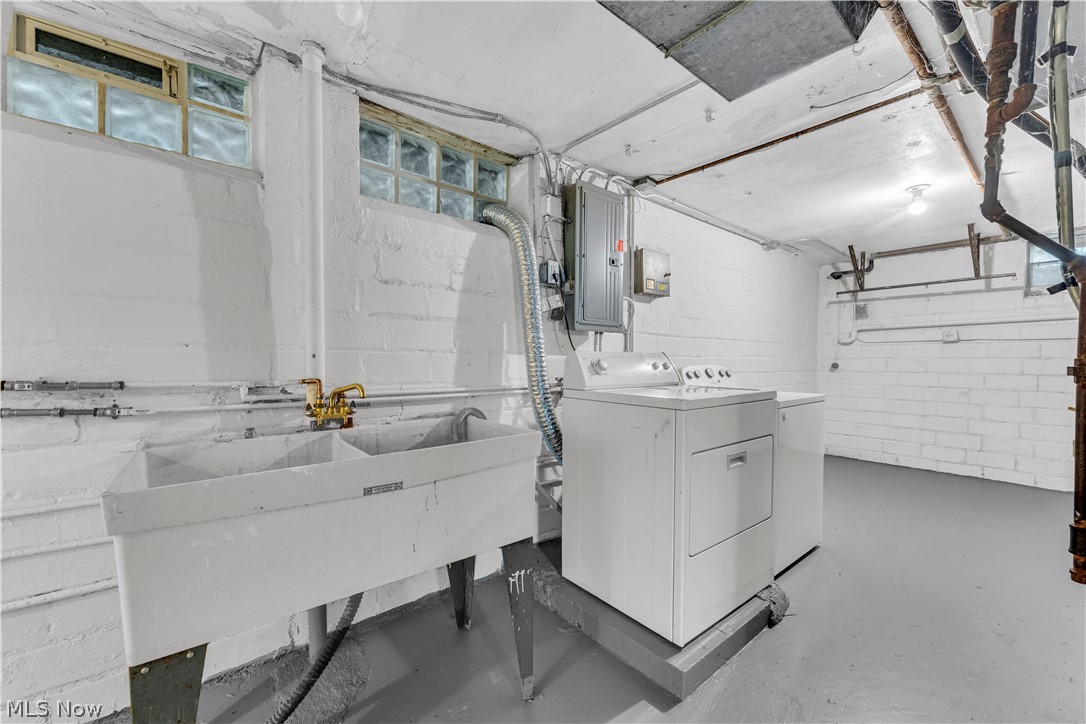 3557 Silsby Road University Heights OH 44118