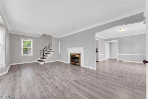 3557 Silsby Road University Heights OH 44118