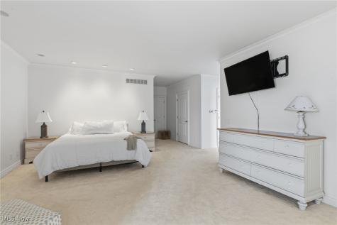 28838 Lake Road Bay Village OH 44140