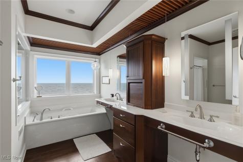 28838 Lake Road Bay Village OH 44140