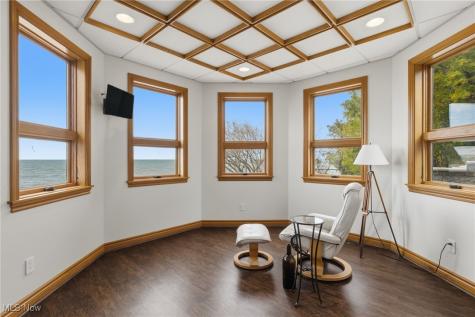 28838 Lake Road Bay Village OH 44140