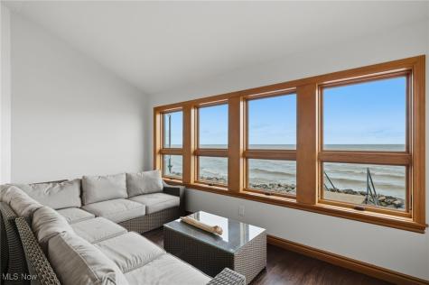 28838 Lake Road Bay Village OH 44140