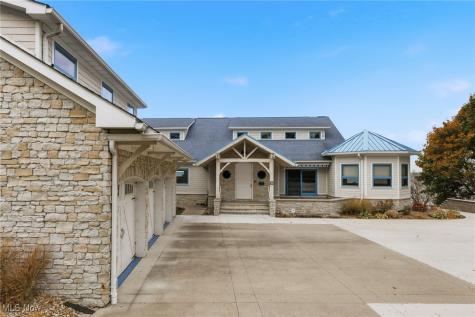 28838 Lake Road Bay Village OH 44140