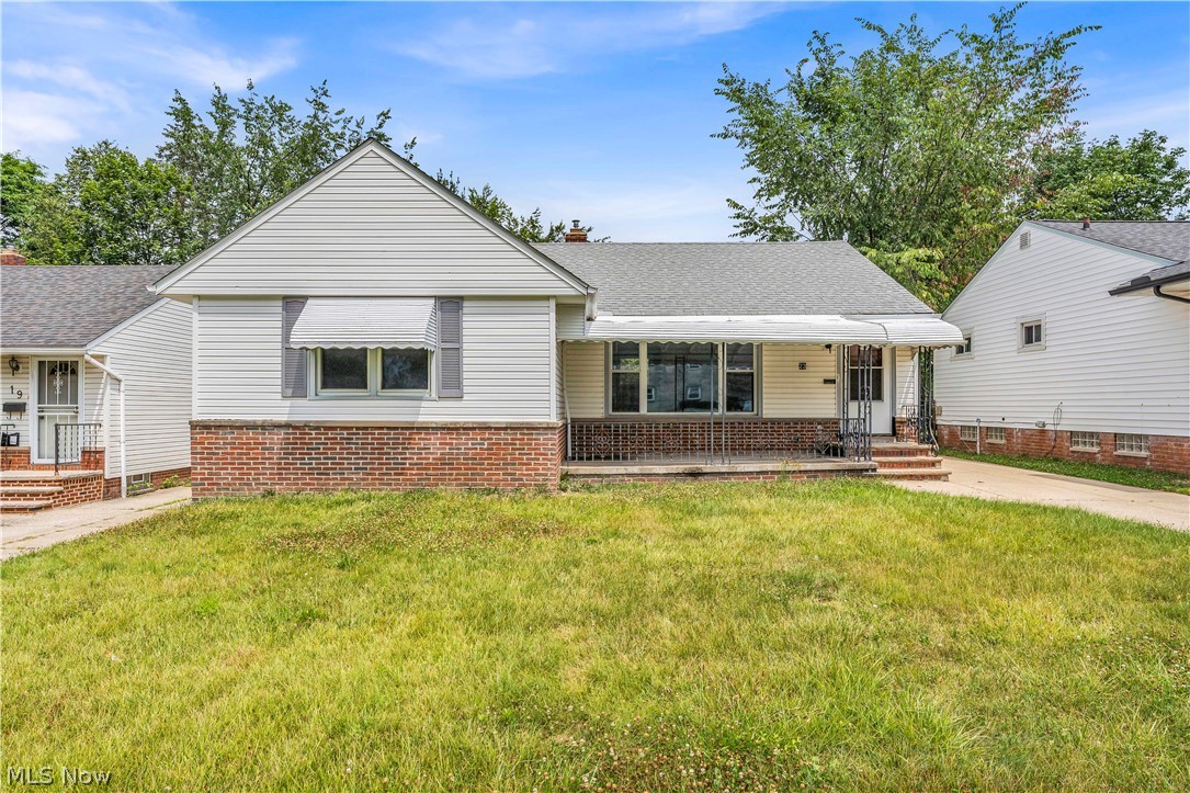 23 Willard Avenue Bedford OH 44146