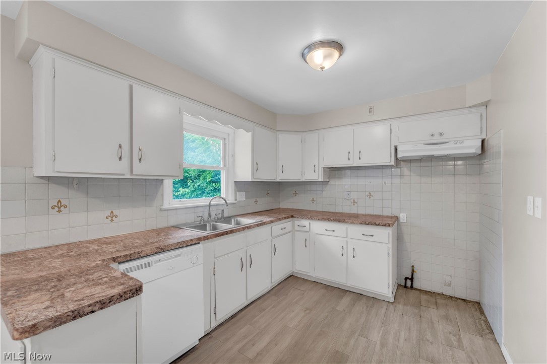 23 Willard Avenue Bedford OH 44146