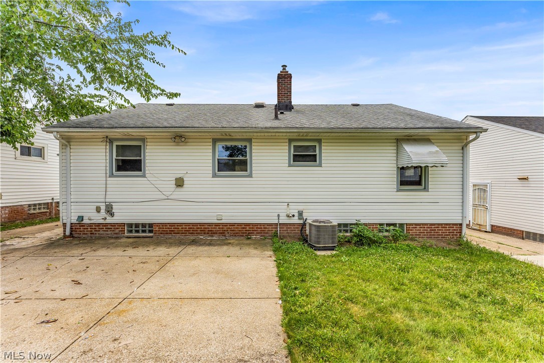 23 Willard Avenue Bedford OH 44146